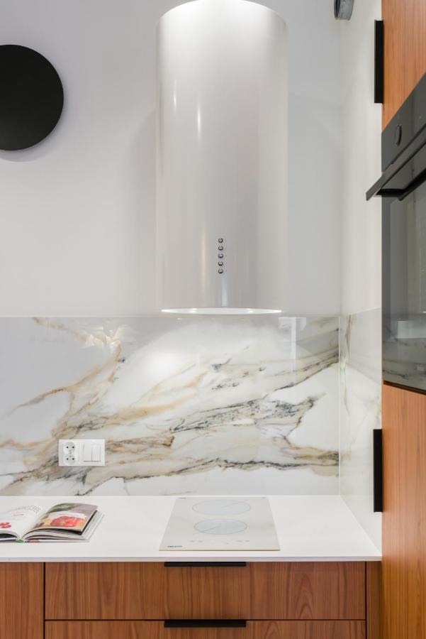 Wilczak Apartment With Free Garage Poznan By Noclegi Renters Экстерьер фото
