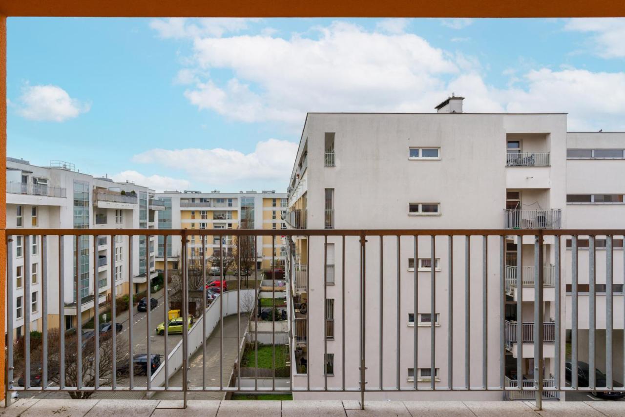 Wilczak Apartment With Free Garage Poznan By Noclegi Renters Экстерьер фото